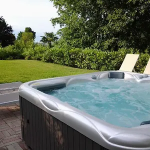 https://casal-del-pigno.hotelinveneto.com